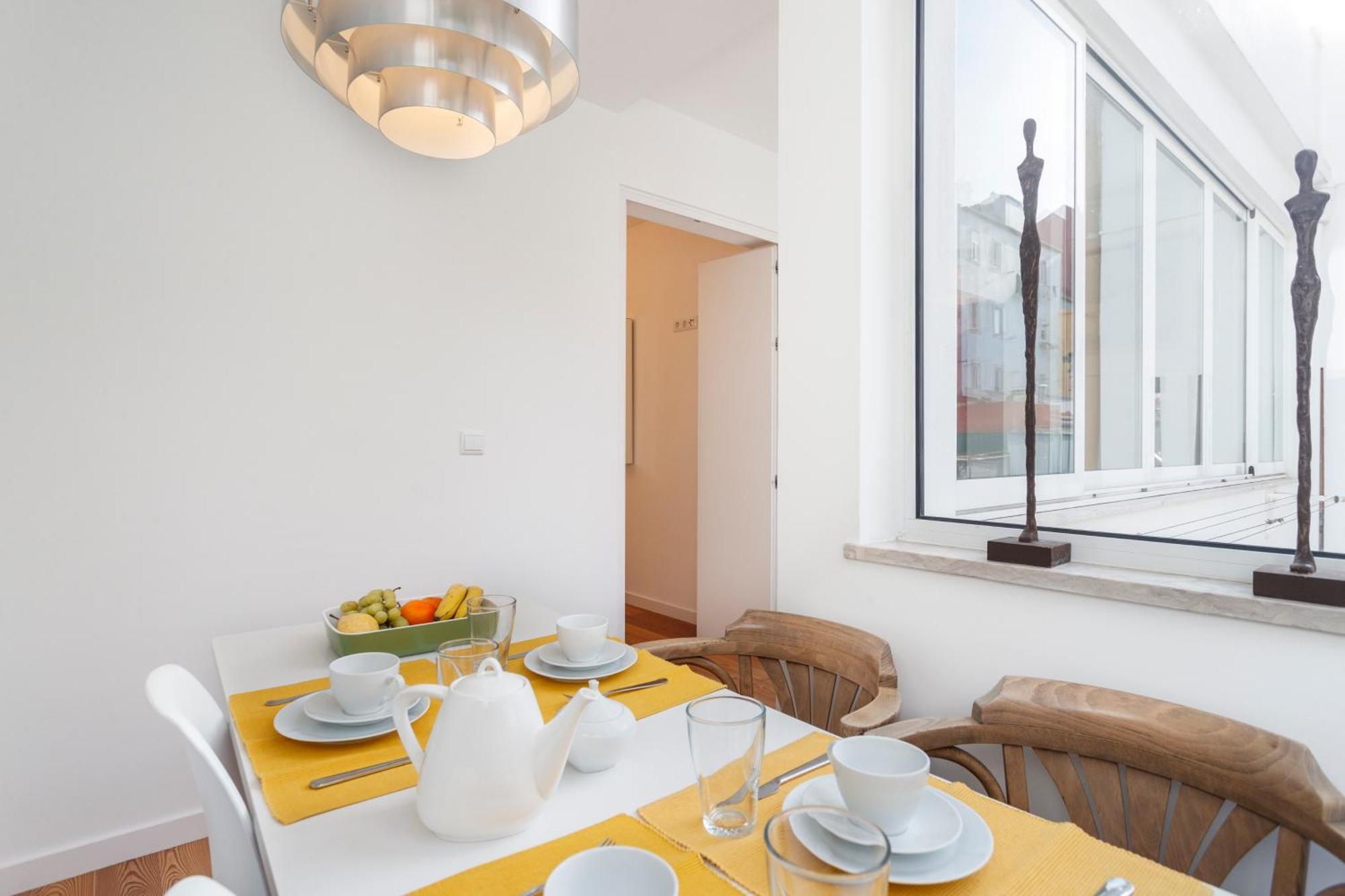 Cortes Apartment In Lisbon Historic Neighborhood ภายนอก รูปภาพ