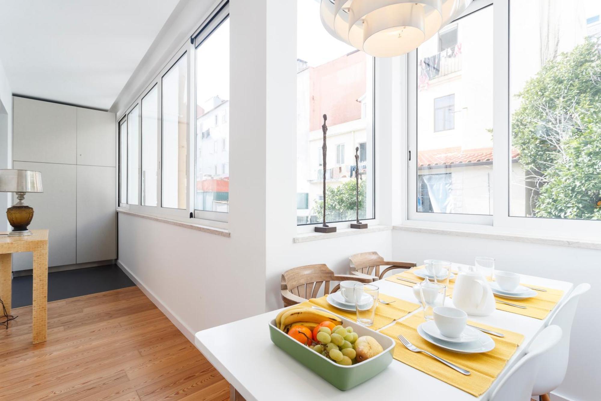 Cortes Apartment In Lisbon Historic Neighborhood ภายนอก รูปภาพ